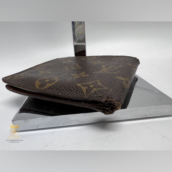Louis Vuitton Monogram Wallet - Picture 3 of 9
